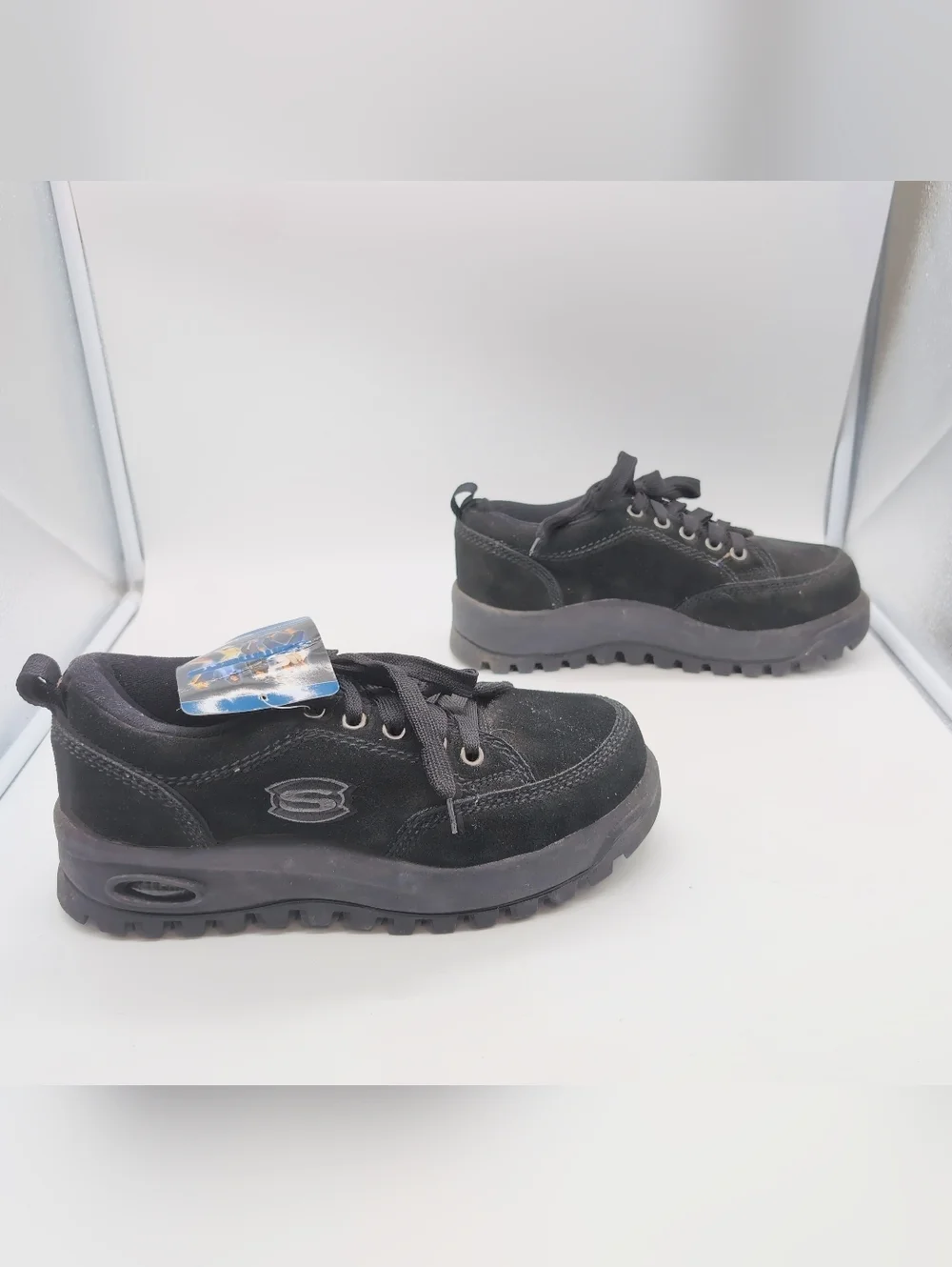 Skechers SN 6638 Men’s Sz 11 Black Suede Leather Platform Sneakers NWT